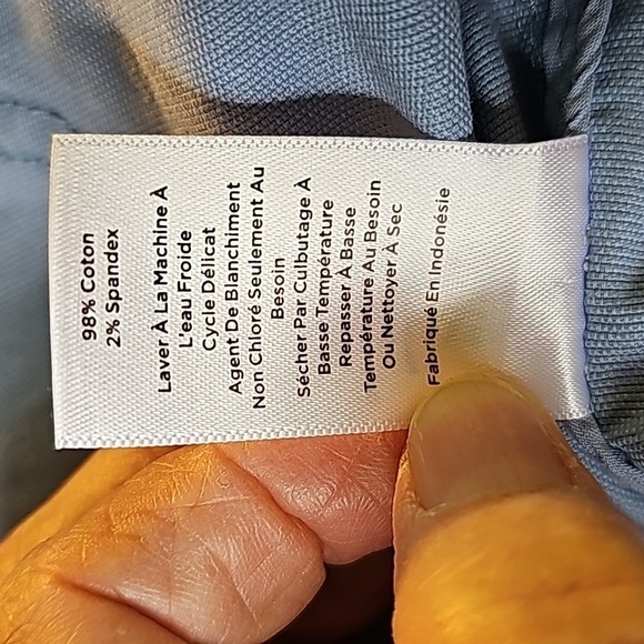 Talbot's light blue lightweight jacket. 4 front pockets. Button front. Size med - Picture 10 of 11